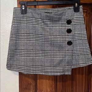 Skirt!